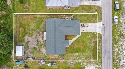 2703 38th St, Lehigh Acres, FL 33976-4571