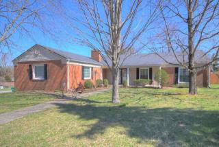 701 Malabu Dr, Lexington, KY 40502-3338