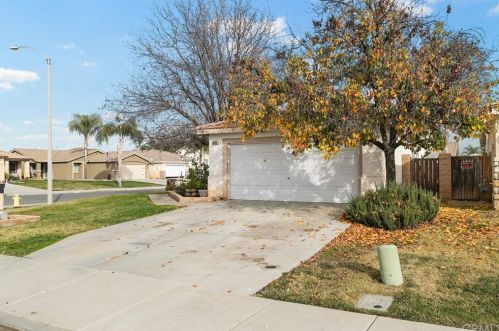 30406 Silver Hawk Dr, Menifee, CA 92584-8326