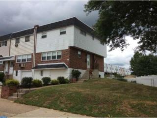 3121 Derry Rd, Philadelphia, PA 19154-2531