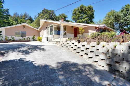 23 Greenwood Ct, Orinda CA  94563-3610 exterior