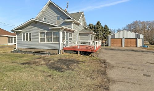 231 River St, Holdingford, MN 56340-9518