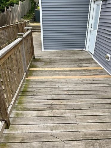 47 Riverside Ave, Norwalk CT  06850-3015 exterior