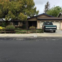 1535 Buckingham Ave, Clovis, CA 93611-5185