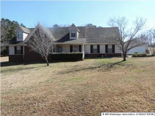 1090 Highway 196, Piperton, TN 38017-5292