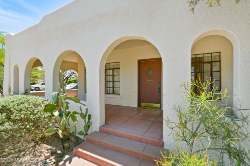 1146 10th St, Tucson, AZ 85719-5815