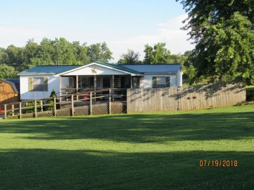 1406 Pig Path Rd, Ozone, TN 37854-7022