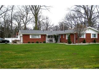 3607 Shamrock Dr, Toledo OH  43615-1225 exterior