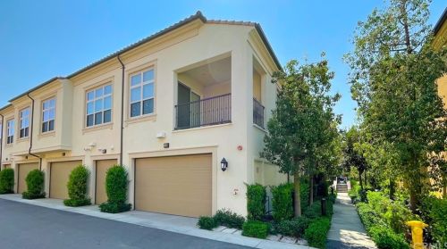 126 Overbrook, Irvine, CA 92620-2177