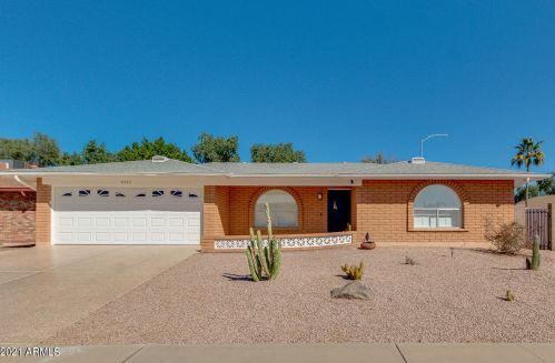 8342 Kilarea Ave, Mesa, AZ 85209-5142