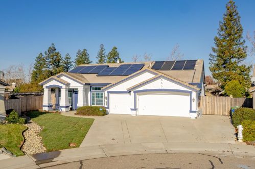 8406 Arborwood Ct, Elk Grove, CA 95624-3925