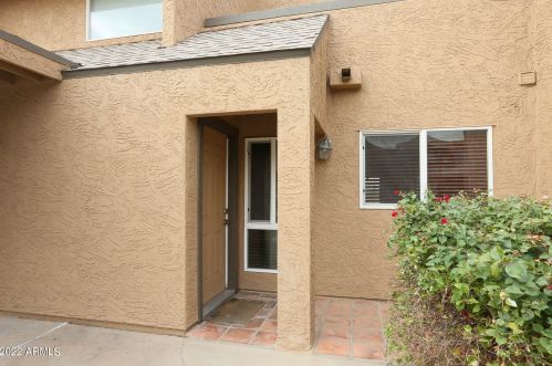 2014 51st Way, Phoenix AZ  85008-4254 exterior