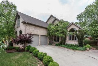 631 Forest Hill Dr, Lexington, KY 40509-1929