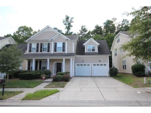 10434 Carver Falls Rd, Charlotte, NC 28214-1469