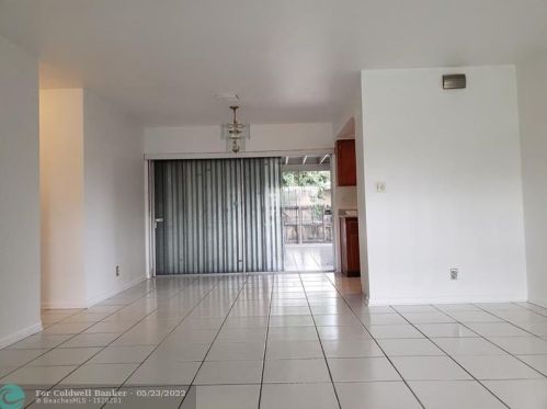 571 29th Ter, Fort Lauderdale, FL 33312-2116