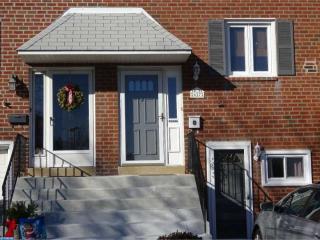 627 Park Ter, Philadelphia, PA 19128-1631