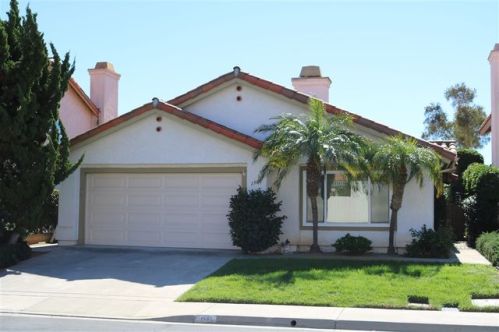 1585 Roma Dr, Vista, CA 92081-5032