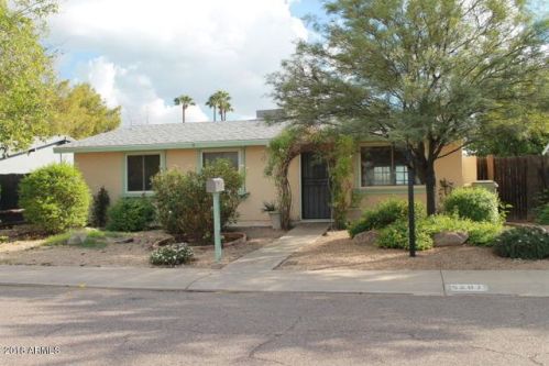 5207 Banff Ln, Glendale AZ  85306-3835 exterior