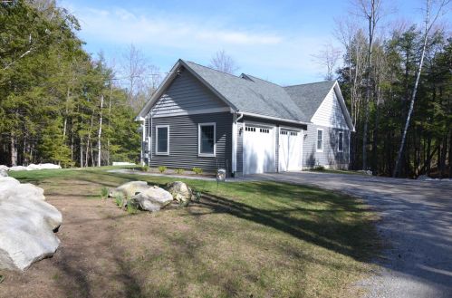 247 Columbus Ave, New London, NH 03257-5726