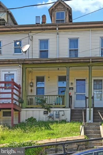 318 Race St, Primrose, PA 17901-2416