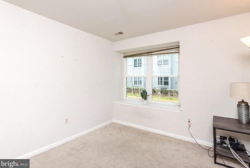 8630 Beekman Pl, Alexandria, VA 22309-1669
