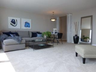 3450 Lake Shore Dr, Chicago IL  60657-2874 exterior