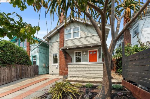 516 61st St, Oakland, CA 94609-1204