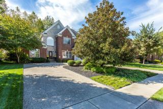 2232 Carolina Ln, Lexington KY  40513-1827 exterior