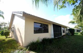 8521 83rd St, Fort Lauderdale FL  33321-8108 exterior