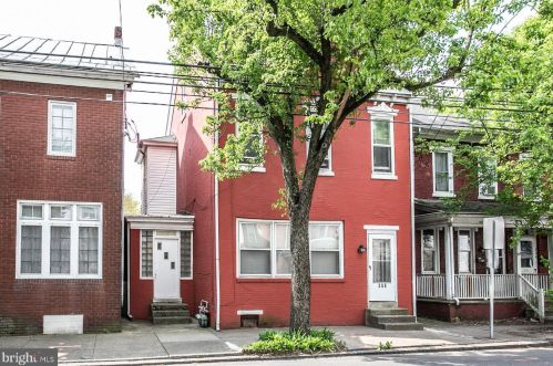 258 Beech St, Pottstown, PA 19464-5557