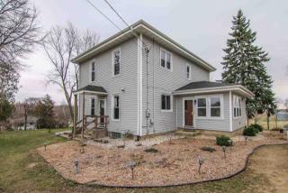 633 Gjertson St, Stoughton, WI 53589-2380