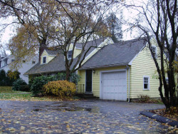 92 Claremont St, Newton, MA 02458-1978