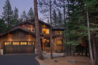 11885 Brookstone Dr, Truckee, CA 96161-6216