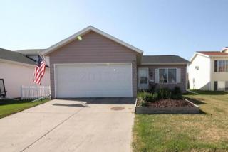 4860 9th Ave, Fargo, ND 58103-7215