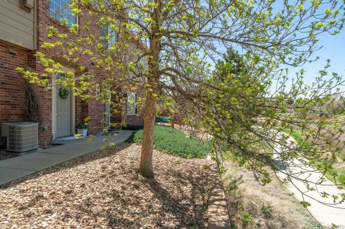 221 Granby Way, Denver, CO 80011-9125