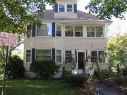 87 Glen Ave, Newton, MA 02459-2044