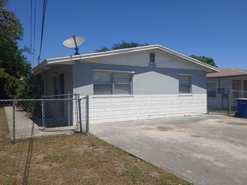 1406 Edgewood Ter, Fort Pierce, FL 34950-3290