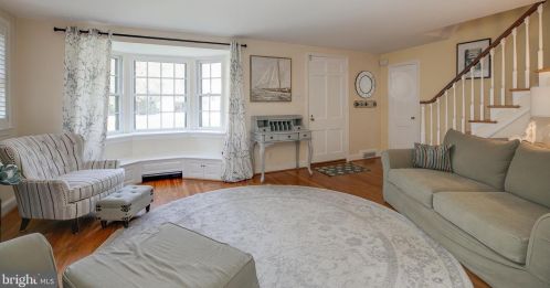 330 Old Lancaster Rd, Devon PA  19333-1427 exterior