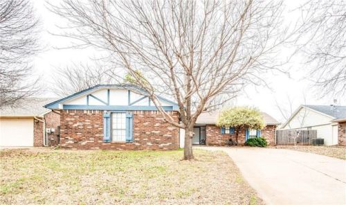 108 Grand Fork Dr, Edmond, OK 73003-4750