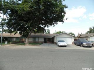 201 Eula Dr, Modesto, CA 95354-3308