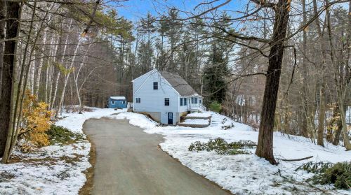 17 Allens Ave, Lee, NH 03861-6530