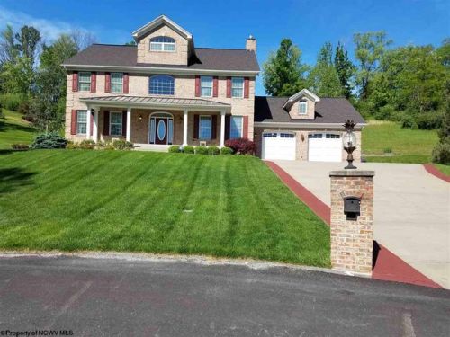 121 Allison Ave, Lake Ridge, WV 26330-2503