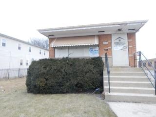 5759 Hamilton Ave, Chicago, IL 60636-1020