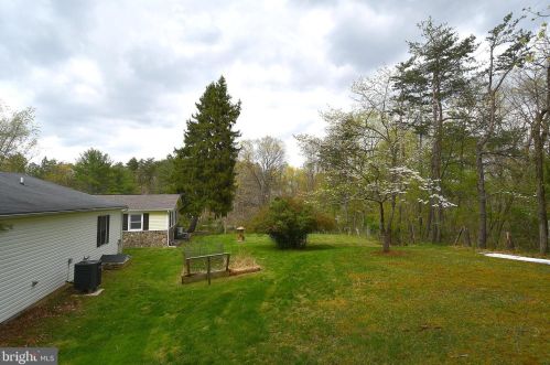 340 Highland Ridge Rd, Berkeley Springs WV  25411-3898 exterior