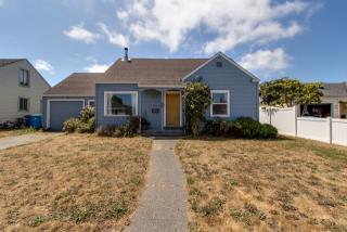 2448 Summer St, Eureka, CA 95501-4063