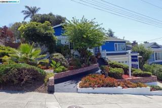2998 El Monte Ave, Oakland, CA 94605-4137