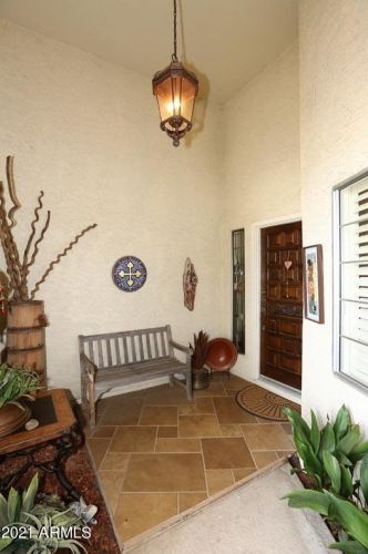 8525 San Bernardo Dr, Scottsdale, AZ 85258-2432