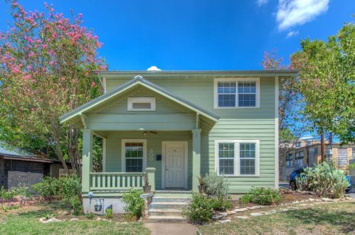 300 37th St, Austin, TX 78705-1418