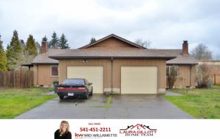 285 9th St, Lebanon, OR 97355-2118