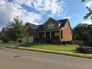 8180 Middlewick Ln, Nolensville, TN 37135-4007